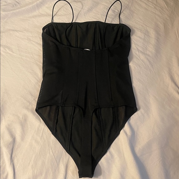 Good American Sleek Black Bodysuit - Picture 2 of 7